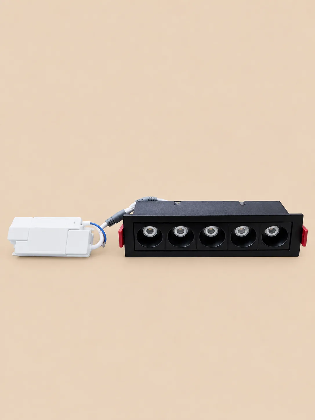 Spot Gipsi Linear Led Me Një Nivel Ndriçimi — Spote Led Inkaso, ngjyra E zezë, material Metal